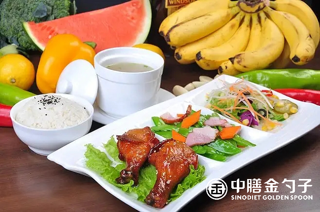 產(chǎn)業(yè)園食堂運營管理，提升效率與滿足員工需求并重.png